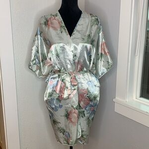 Val Mode Vintage Floral Satin Robe Pastel Mint Pink Kimono Wrap Loungewear Med